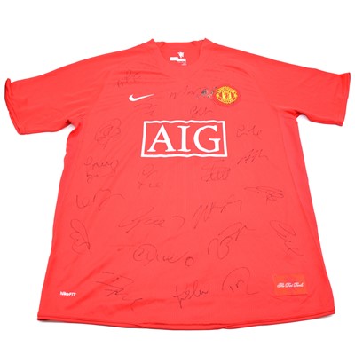 Lot 1 - Manchester United 2007/2008 or 2008/2009 signed football shirt