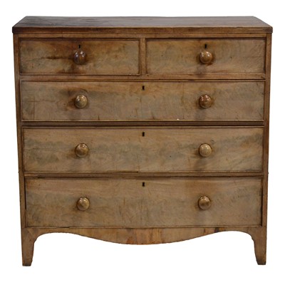 Lot 429 - George III mahogany chest of drawers