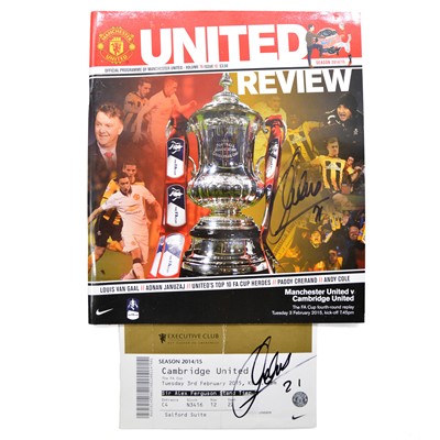 Lot 27 - Manchester United vs Cambridge signed matchday programme