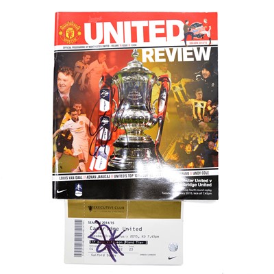 Lot 28 - Manchester United vs Cambridge signed matchday programme