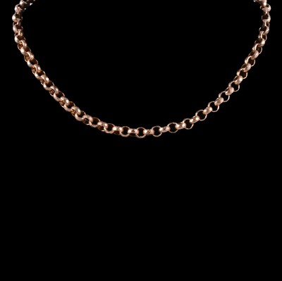 Lot 359 - A 9 carat yellow gold chain.