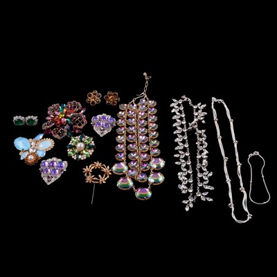 Lot 1215 - A collection of vintage costume jewellery, saphiret, Vickisarge, watermelon paste.