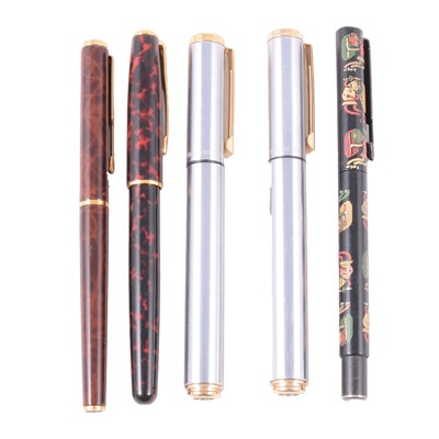 Lot 1124 - A Parker Sonnet pen and four others.