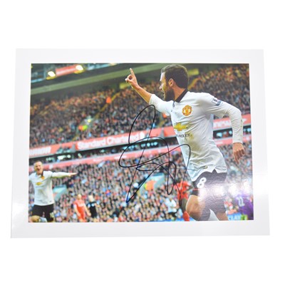 Lot 246 - Signed Juan Mata 5x7 colour photograph, Manchester United