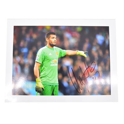 Lot 229 - Signed Sergio Romero 5x7 colour photograph, Manchester United