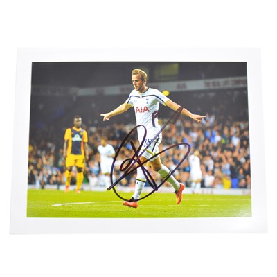 Lot 339 - Signed Harry Kane 5x7 colour photograph, Tottenham Hotspur