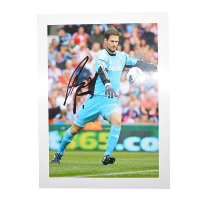 Lot 282 - Signed Asmir Begovic 5x7 colour photograph, Stoke City