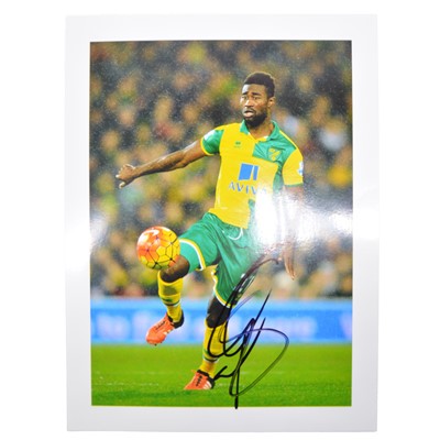 Lot 267 - Signed Alexander Tettey 5x7 colour photograph, Norwich City