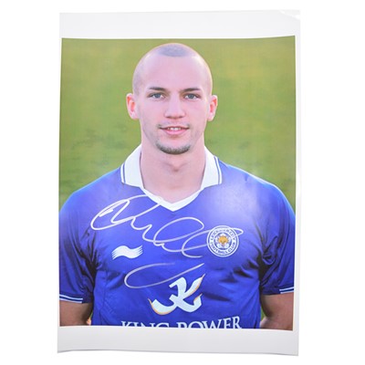 Lot 199 - Signed Danny Drinkwater 8x10 colour picture, Leicester City