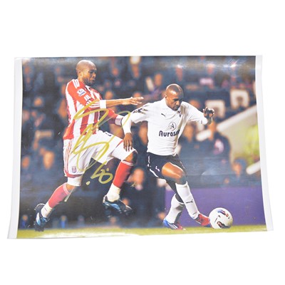 Lot 289 - Signed Wilson Palacios A4 colour photograph, Stoke City