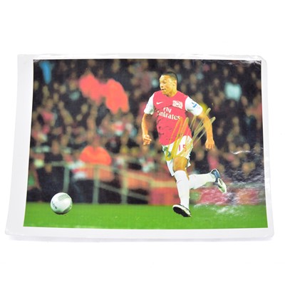 Lot 112 - Signed Alex Oxlaide-Chamberlain A4 colour photograph, Arsenal