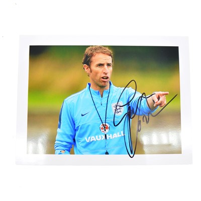 Lot 436 - Signed Gareth Southgate 5x7 colour photograph, England