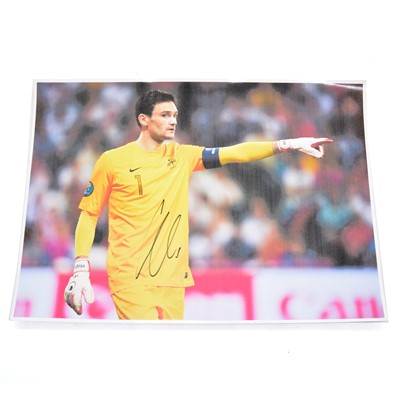 Lot 443 - Signed Hugo Lloris A4 colour photograph, France