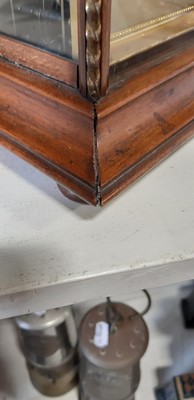 Lot 102 - Continental walnut musical mantel clock, "Harmonie Symphonion"