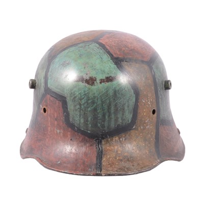 Lot 275 - German M16 helmet, repainted and part stripped