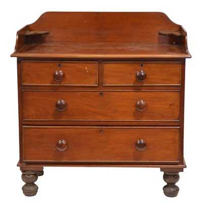 Lot 316 - Victorian mahogany chest of drawers