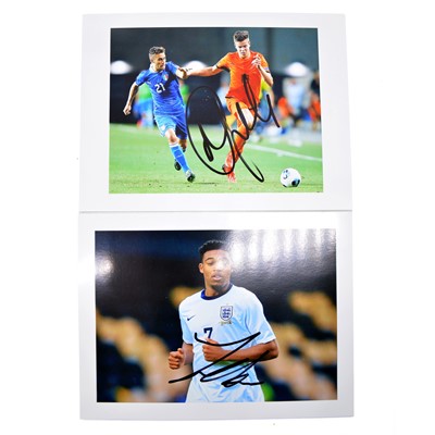 Lot 472 - Two signed 5x7 photographs, Netherlands player and England U21's player