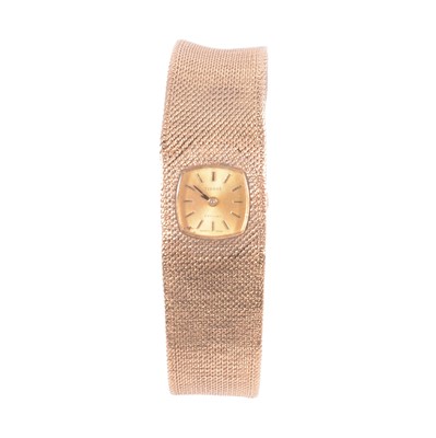 Lot 1007 - Tissot – a lady’s 9 carat yellow gold quartz bracelet wristwatch.