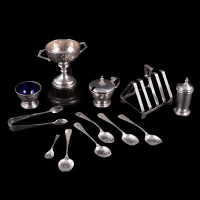 Lot 187 - Silver trophy cup, Walker & Hall, Chester 1939, and other small silver items.