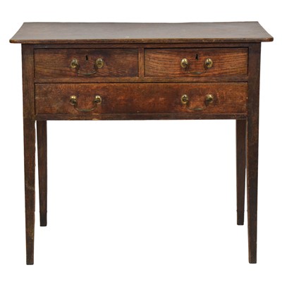 Lot 263 - Georgian country-made oak lowboy