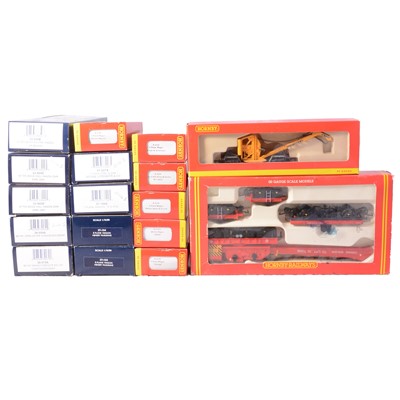 Lot 211 - Seventeen Hornby and Bachmann OO gauge wagons and coaches, boxed
