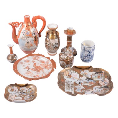 Lot 104 - Collection of Japanese porcelain