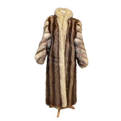 Lot 1224 - A full length fox fur coat.