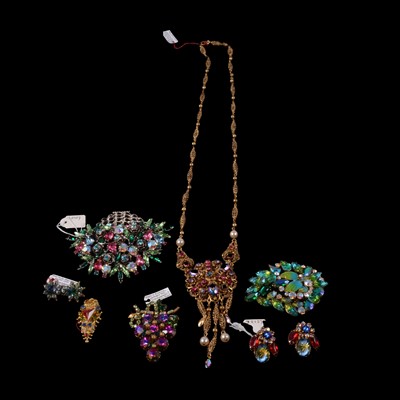 Lot 1204 - Austro/Hungarian colourful paste set jewellery.