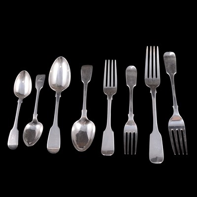 Lot 183 - A quantity of silver flatware in Fiddle Pattern.