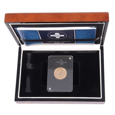 Lot 1132 - A Gold Full Sovereign Coin, Elizabeth II George Cross Commemorative, 2014, cased.