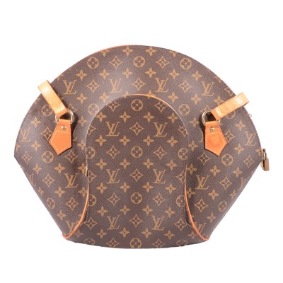 Lot 1237 - Louis Vuitton of Paris - an Ellipse handbag.