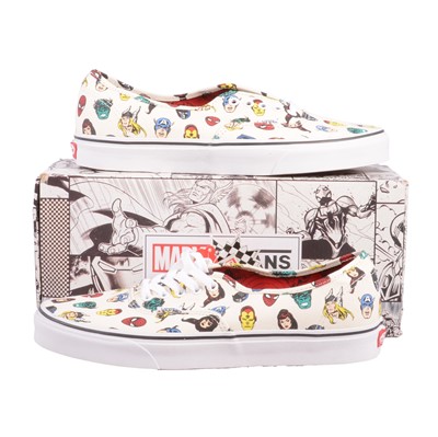 Lot 80 - Vans Authentic Marvel Head/Mit, UKJ10.5