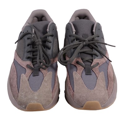 Lot 38 - Adidas Yeezy Boost 700, mauve, UK10