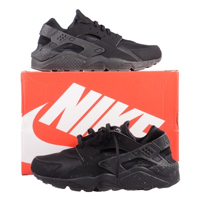 Lot 48 - Nike Air Huarache, black/black-white, UK12