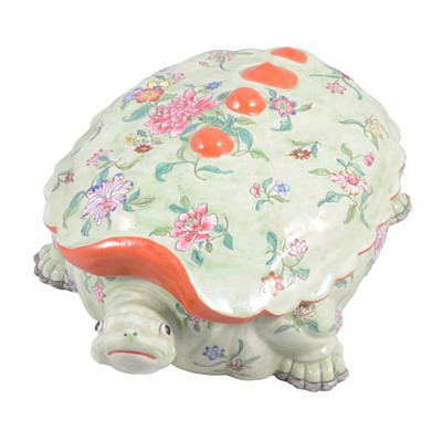 Lot 46 - Chinese porcelain box and cover in the form of a tortoise