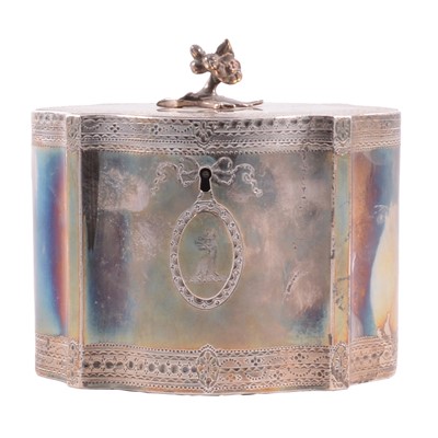 Lot 67 - George III silver serpentine tea caddy