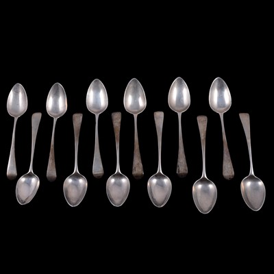 Lot 160 - Set of twelve George III silver teaspoons, other silver spoons