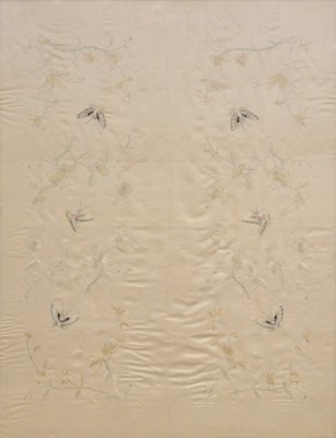 Lot 56 - Chinese embroidered silk panel