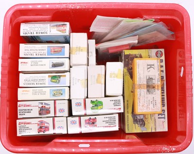 Lot 176 - Thirty seven plastic model vehicle kits