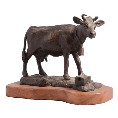 Lot 129 - Lowell Davis, bronze anaimalia of a cow