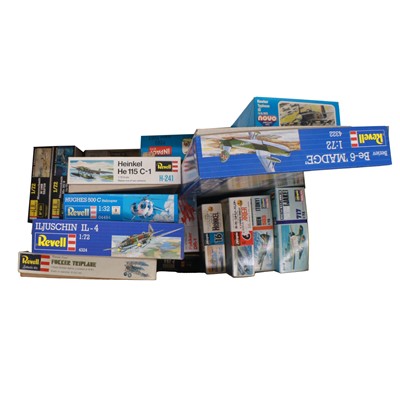 Lot 180 - Nineteen model aircraft kits