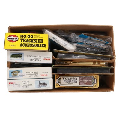 Lot 183 - Nineteen model aircraft and railway kits, including Airfix, Novo, Keil Kraft, Frog and others