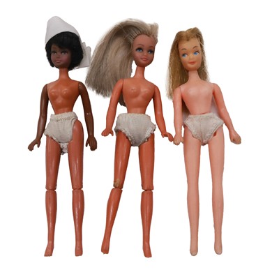 Lot 268 - Three Pippa dolls, including 'Mandy', 'Pippa' and another