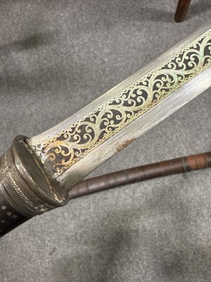 Lot 181 - Burmese Dha sword