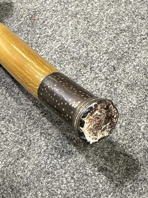 Lot 181 - Burmese Dha sword