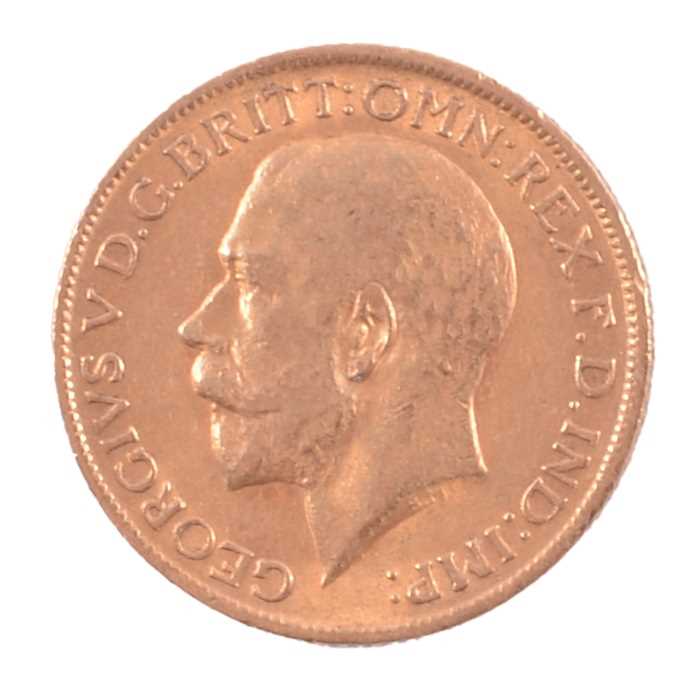 Lot 223 - George V gold Sovereign coin, 1912