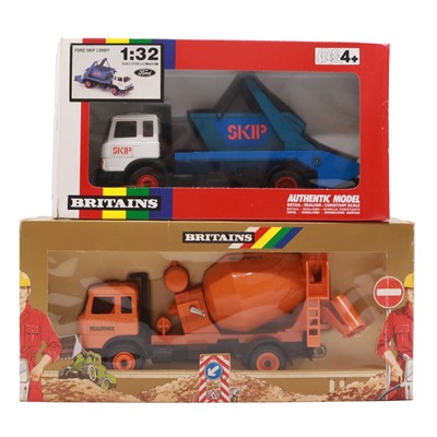 Lot 335 - Two Britains models, 9603 and 9910