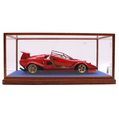Lot 165 - Two kit built model vehicles