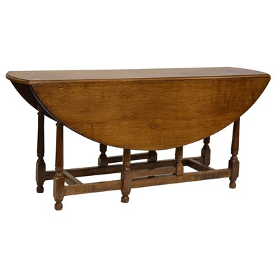 Lot 372 - Craftsman made oak gateleg dining table