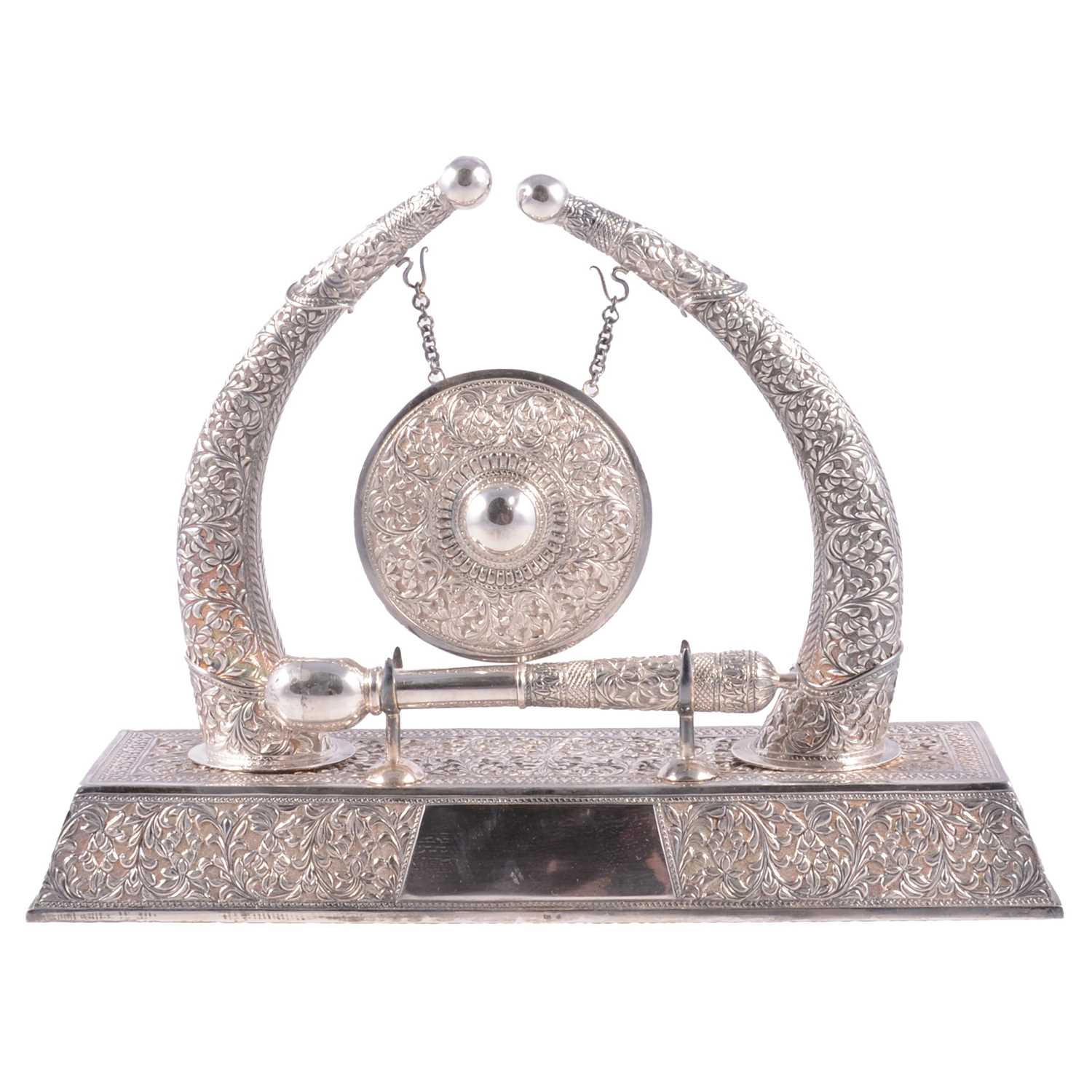 Lot 228 - Indo-Persian white metal table gong